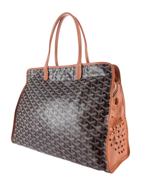 goyard sac hardy pet bag prices|GOYARD Goyardine Sac Hardy Pet Carrier PM Black Gold.